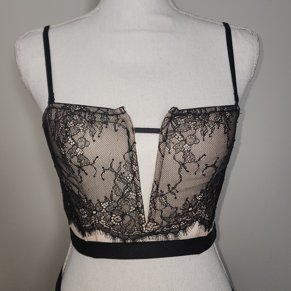 Victorias Secret Black Lace Bralette Small